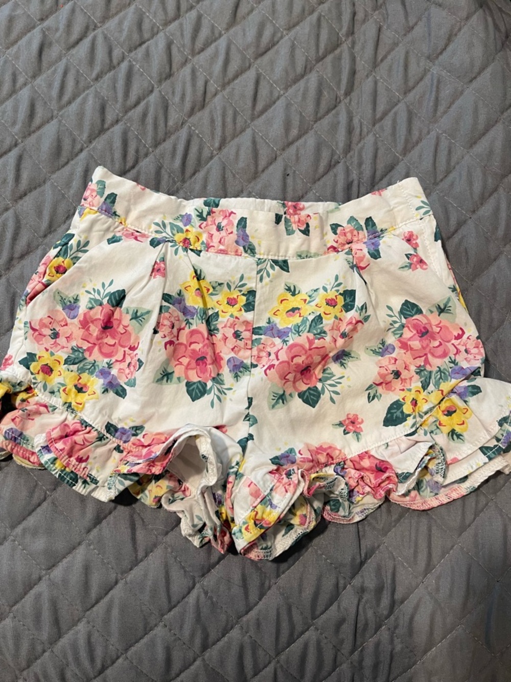 Janie and Jack Cream Floral Ruffle Shorts